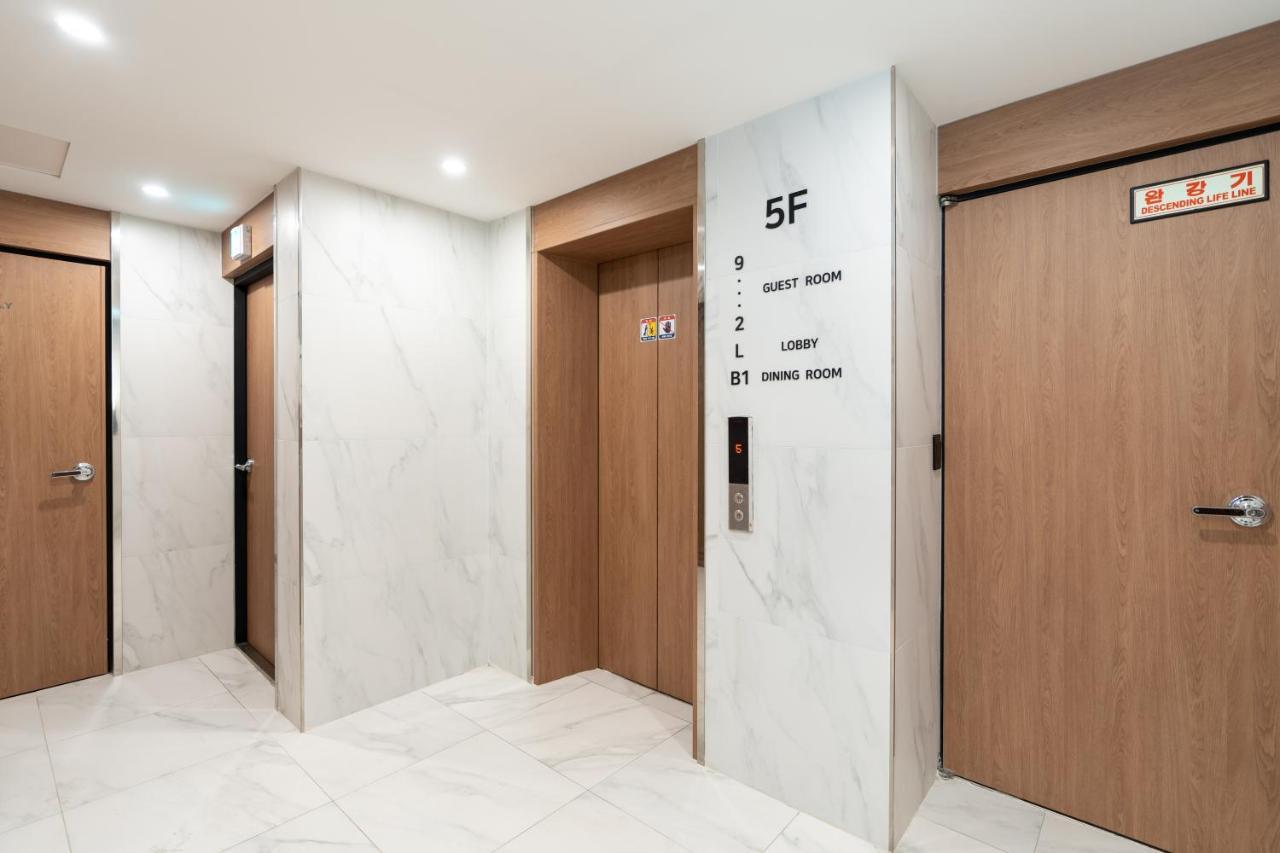 Jecheon Hound Hotel Chech'ŏn Екстериор снимка