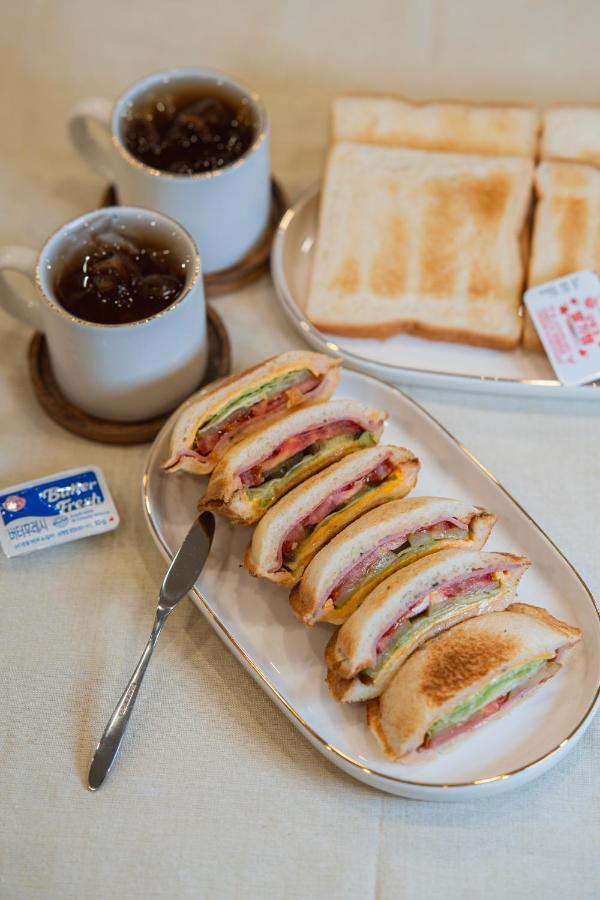 Jecheon Hound Hotel Chech'ŏn Екстериор снимка