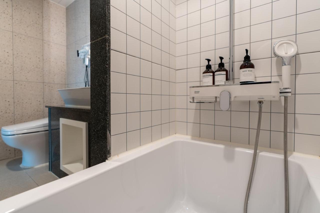 Jecheon Hound Hotel Chech'ŏn Екстериор снимка