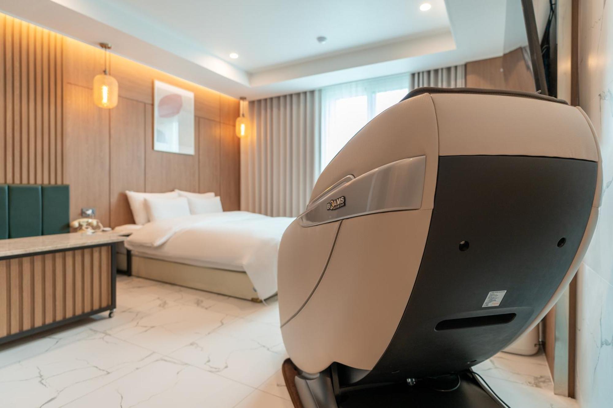 Jecheon Hound Hotel Chech'ŏn Екстериор снимка