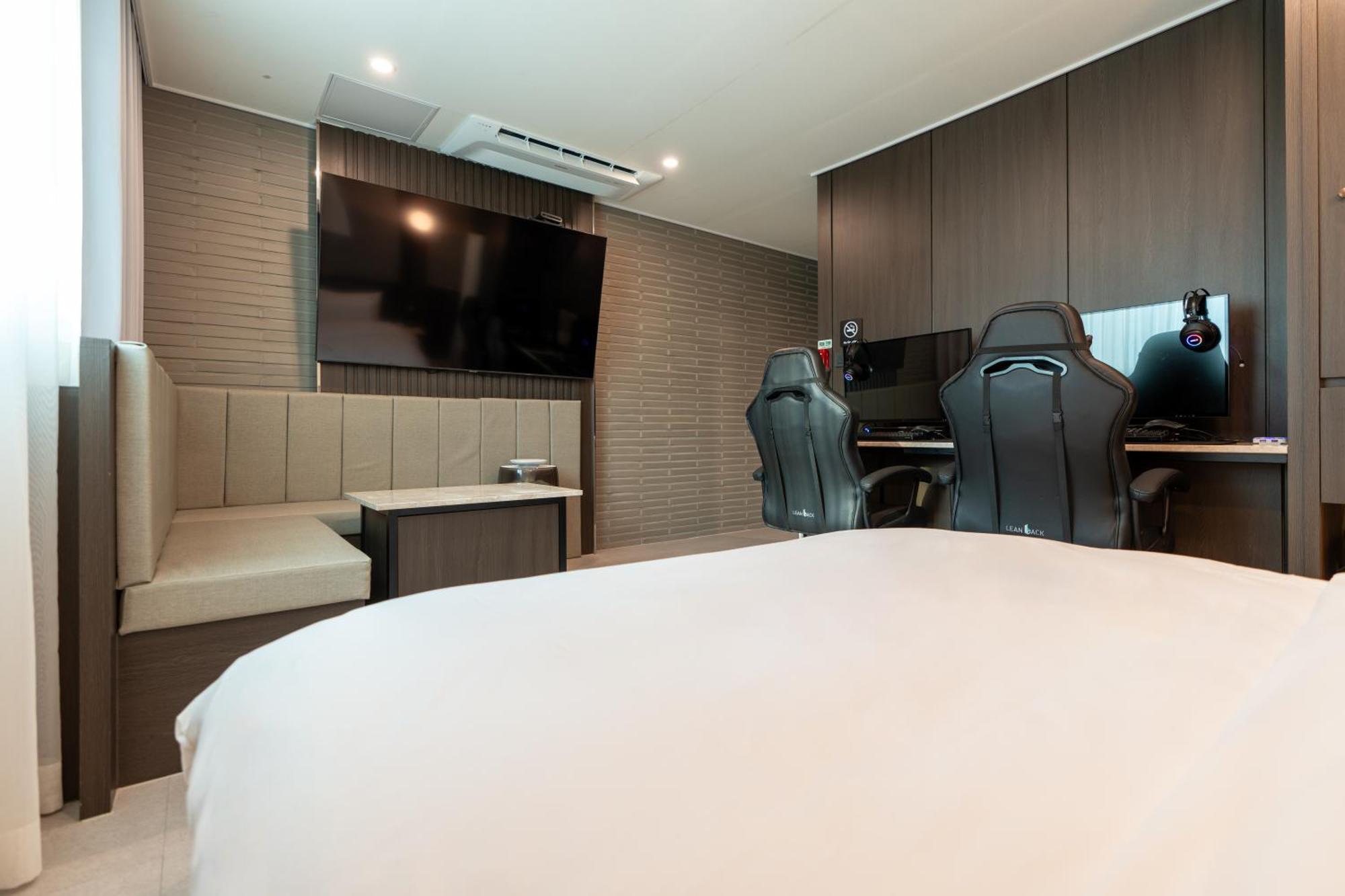 Jecheon Hound Hotel Chech'ŏn Екстериор снимка